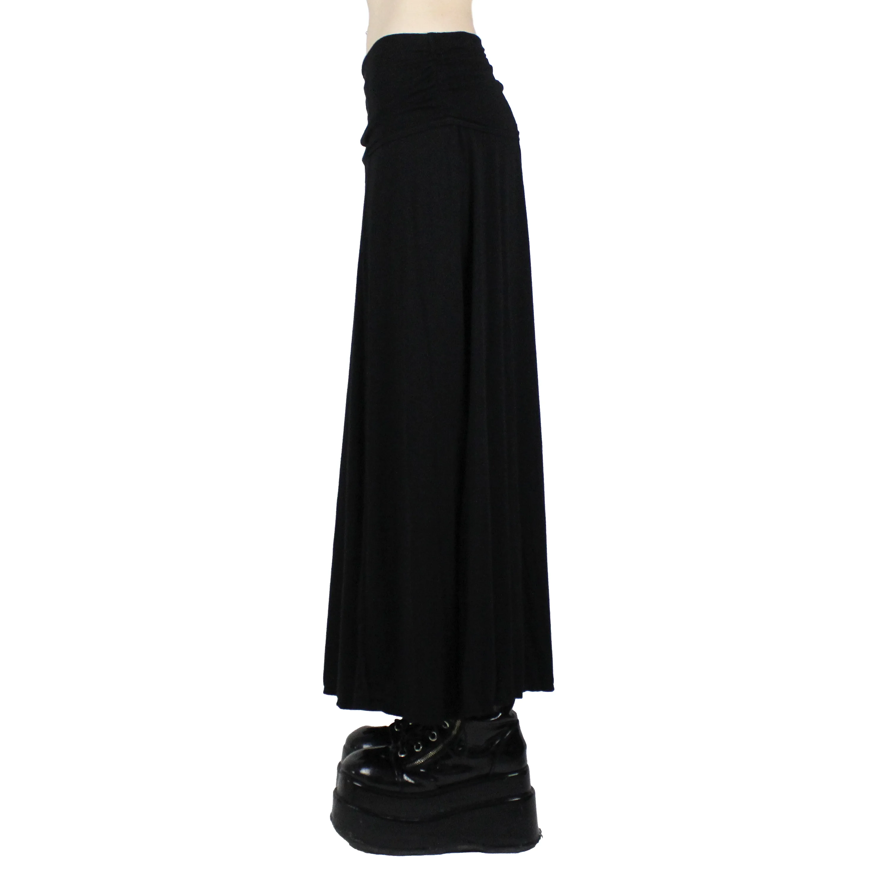 00s Black Maxi Skirt (M/L)