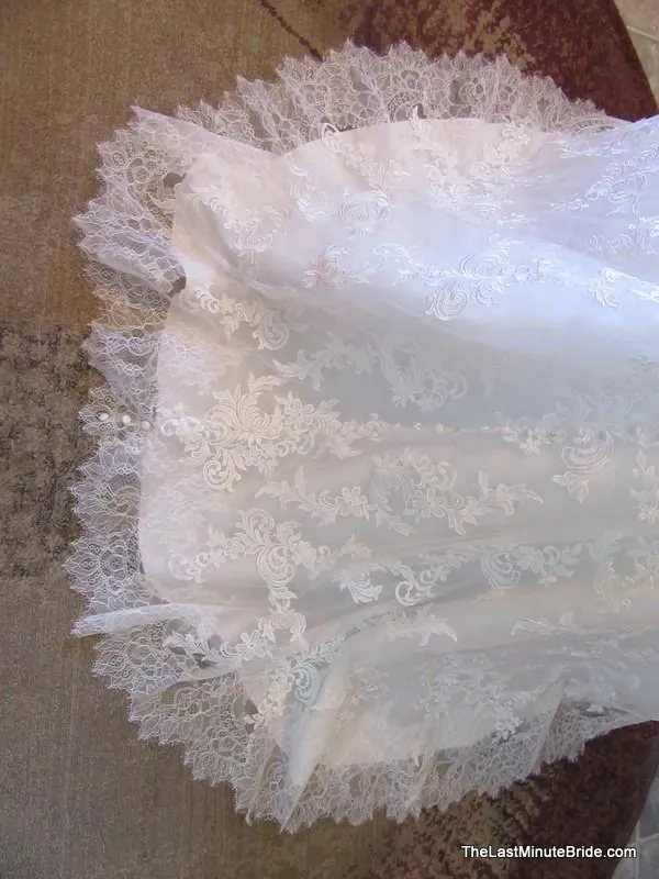 Allure Bridals 9056