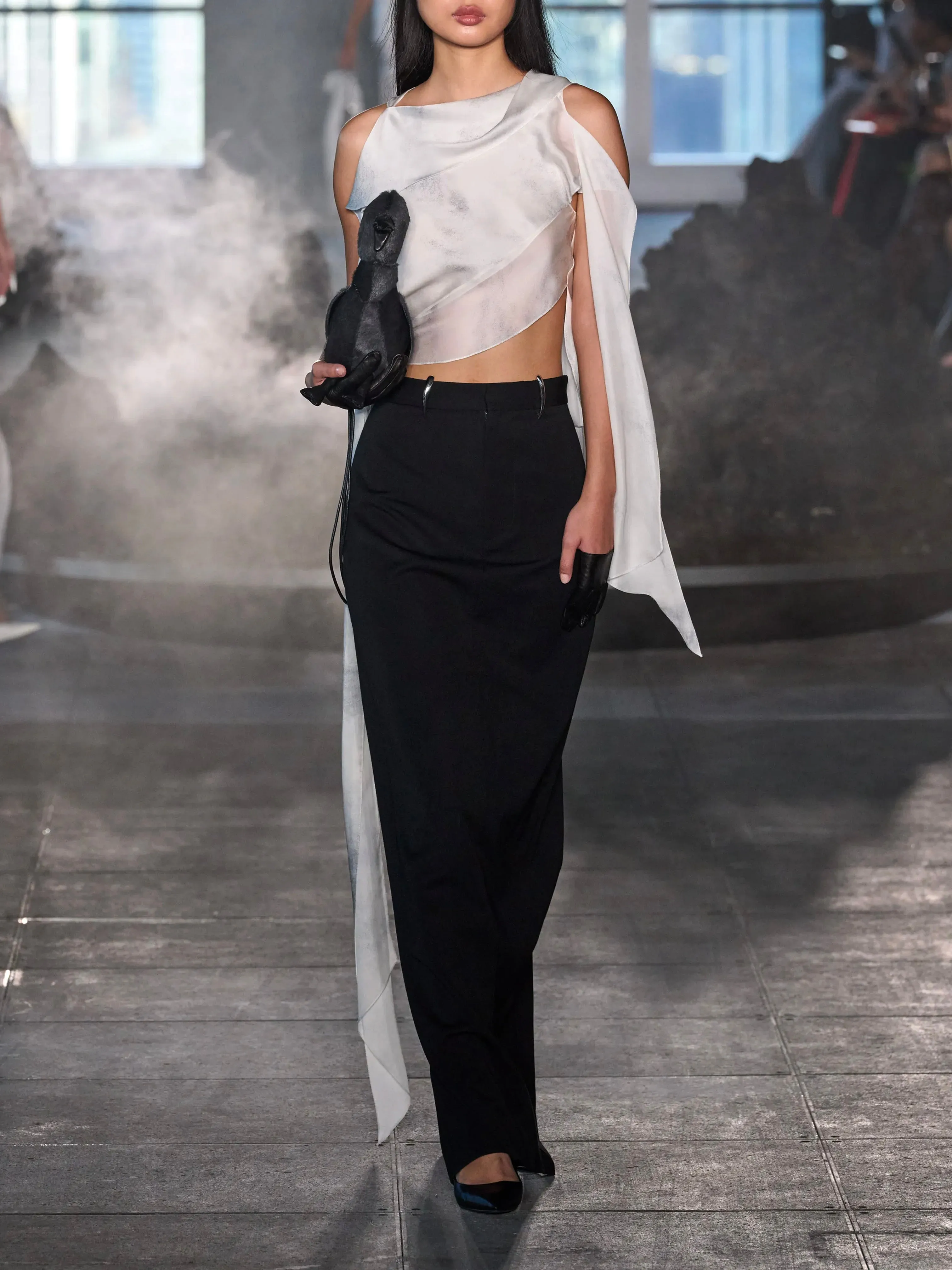 CLAW TAILORED PILLAR SKIRT - BLACK (Pre-order)