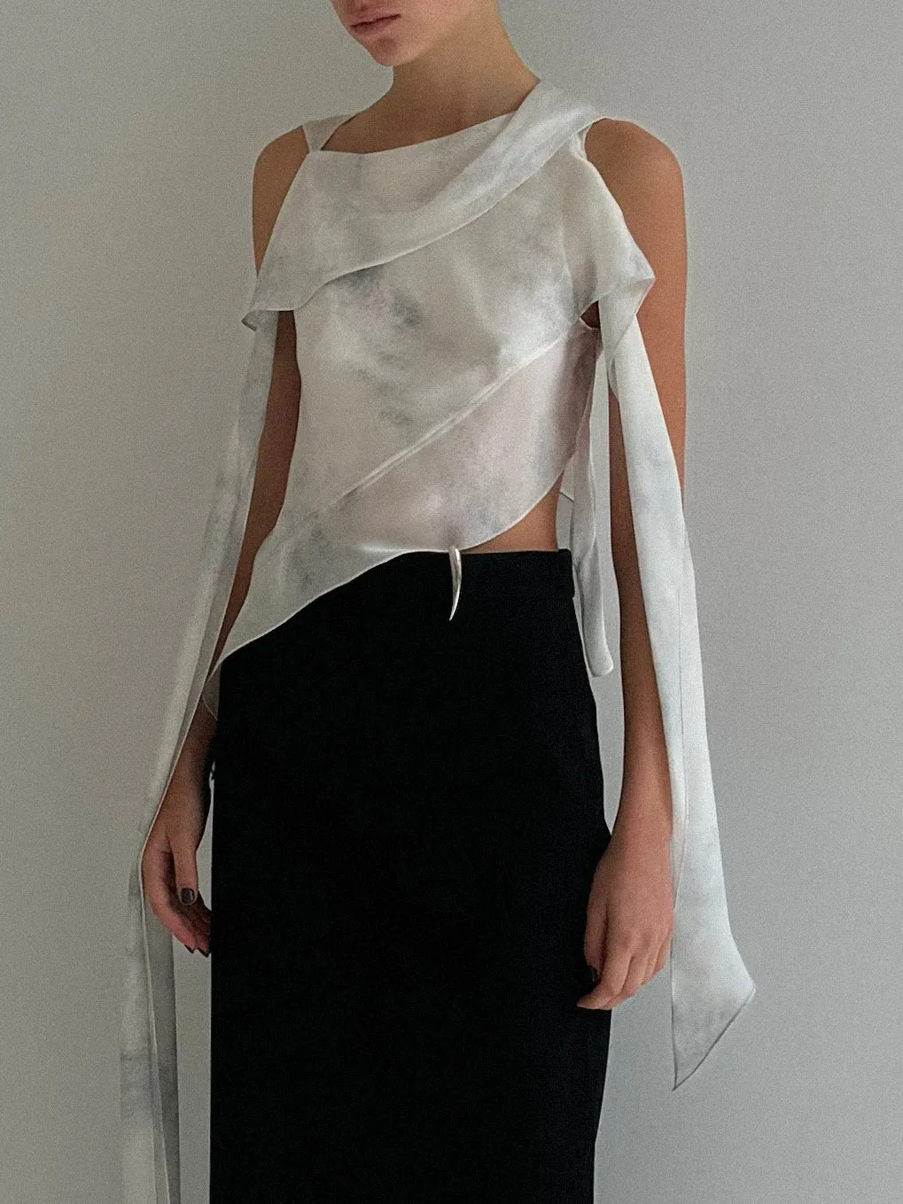 CLAW TAILORED PILLAR SKIRT - BLACK (Pre-order)