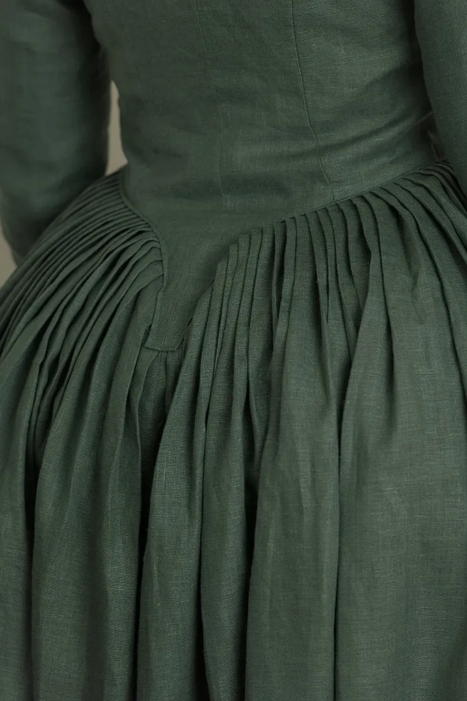Green Linen Gown | 1770 - 1790