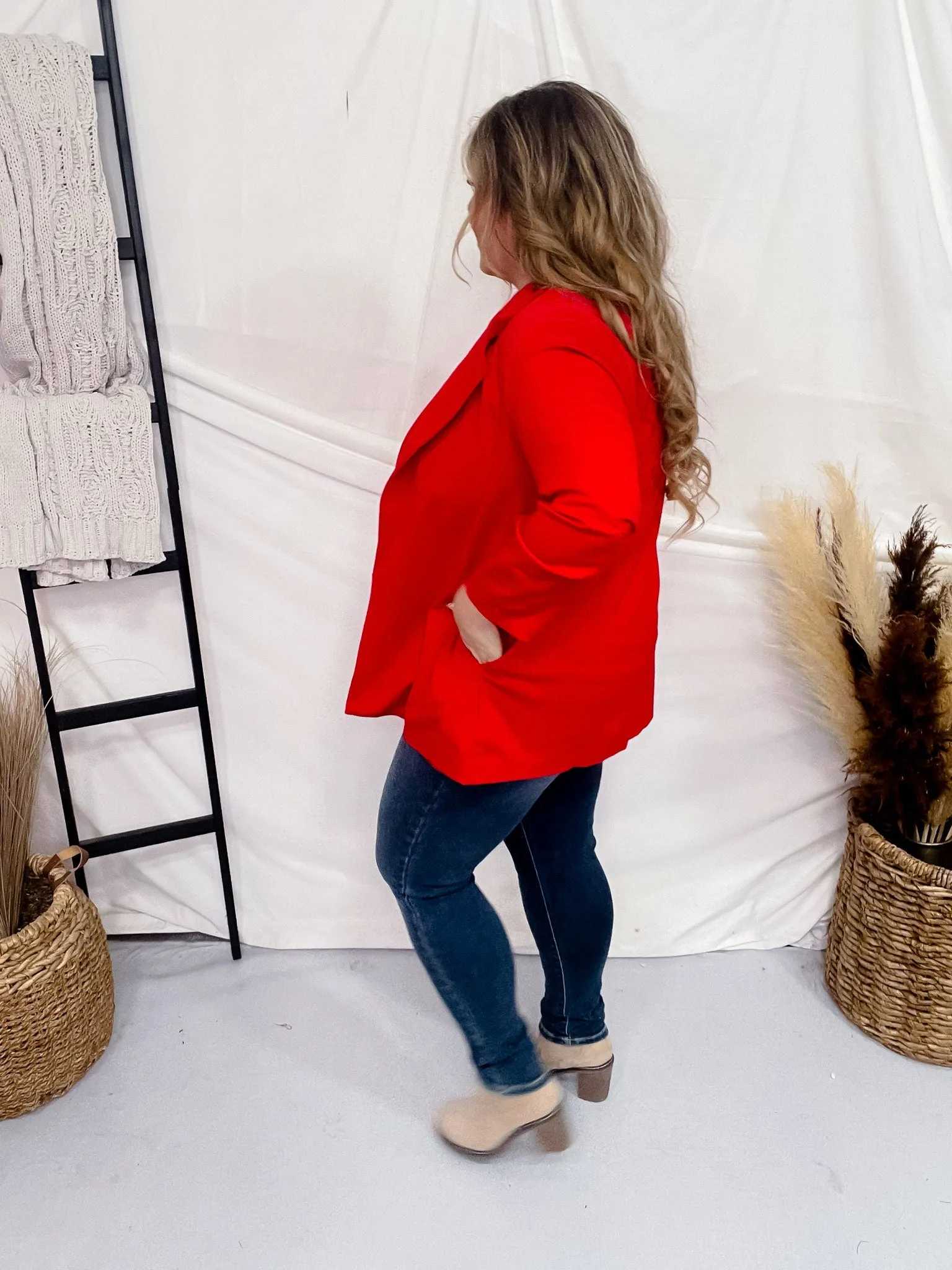 Red 3/4 Sleeve Magic Blazer