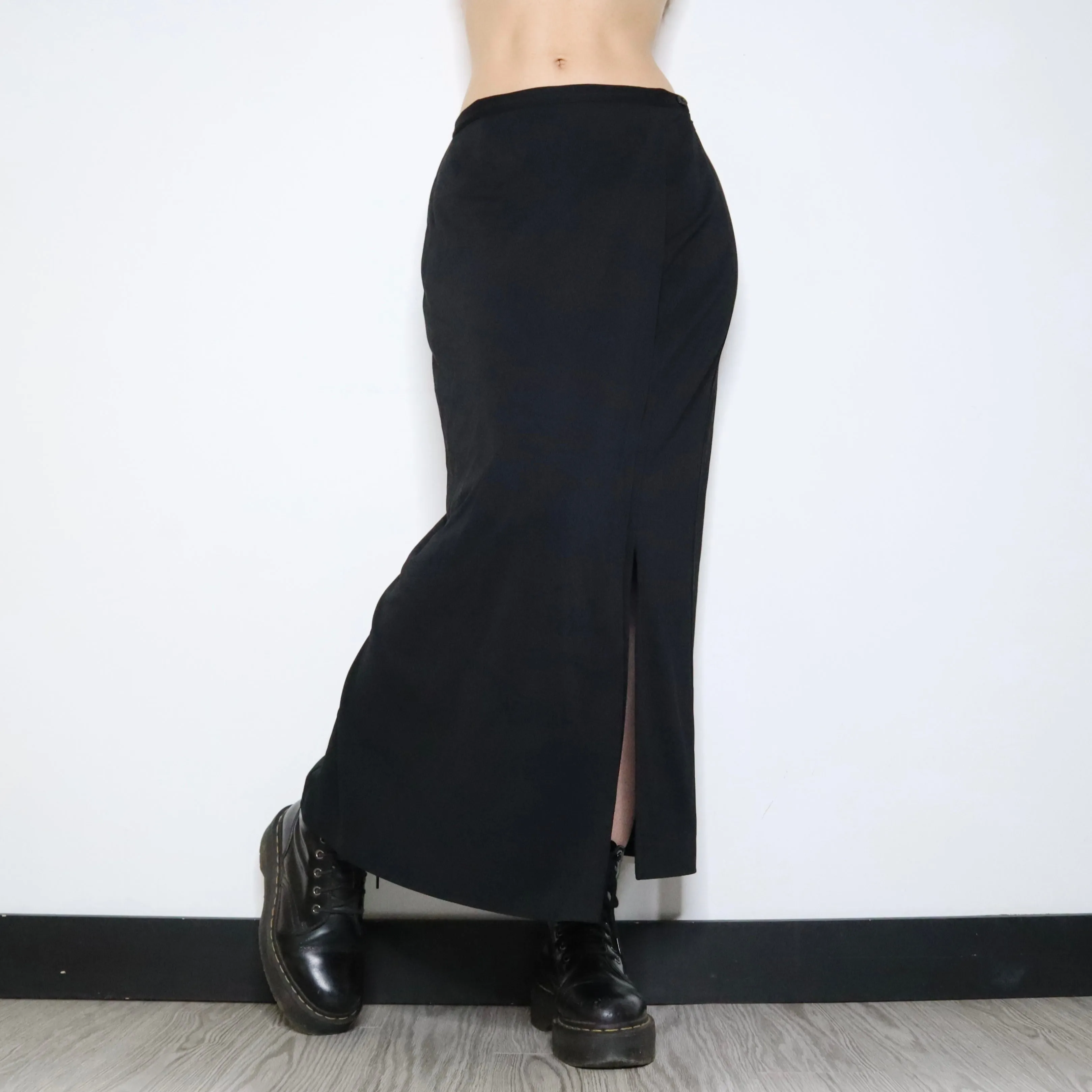 Slinky Black Maxi Skirt (S-M) 