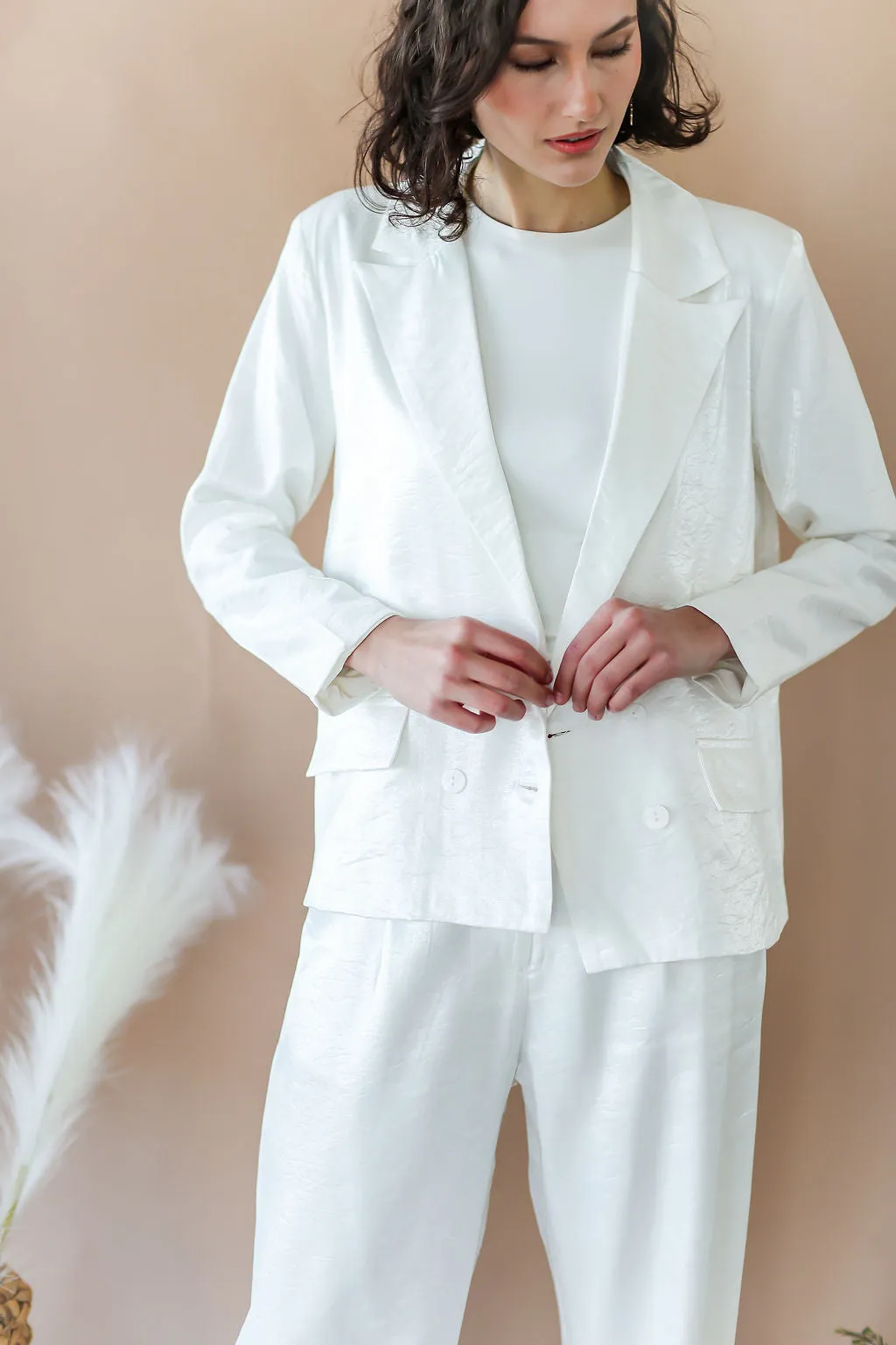 Special White Shimmer Blazer