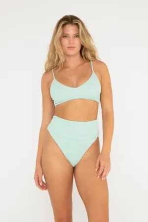 Stella Top // Mint (wavy ribbed)