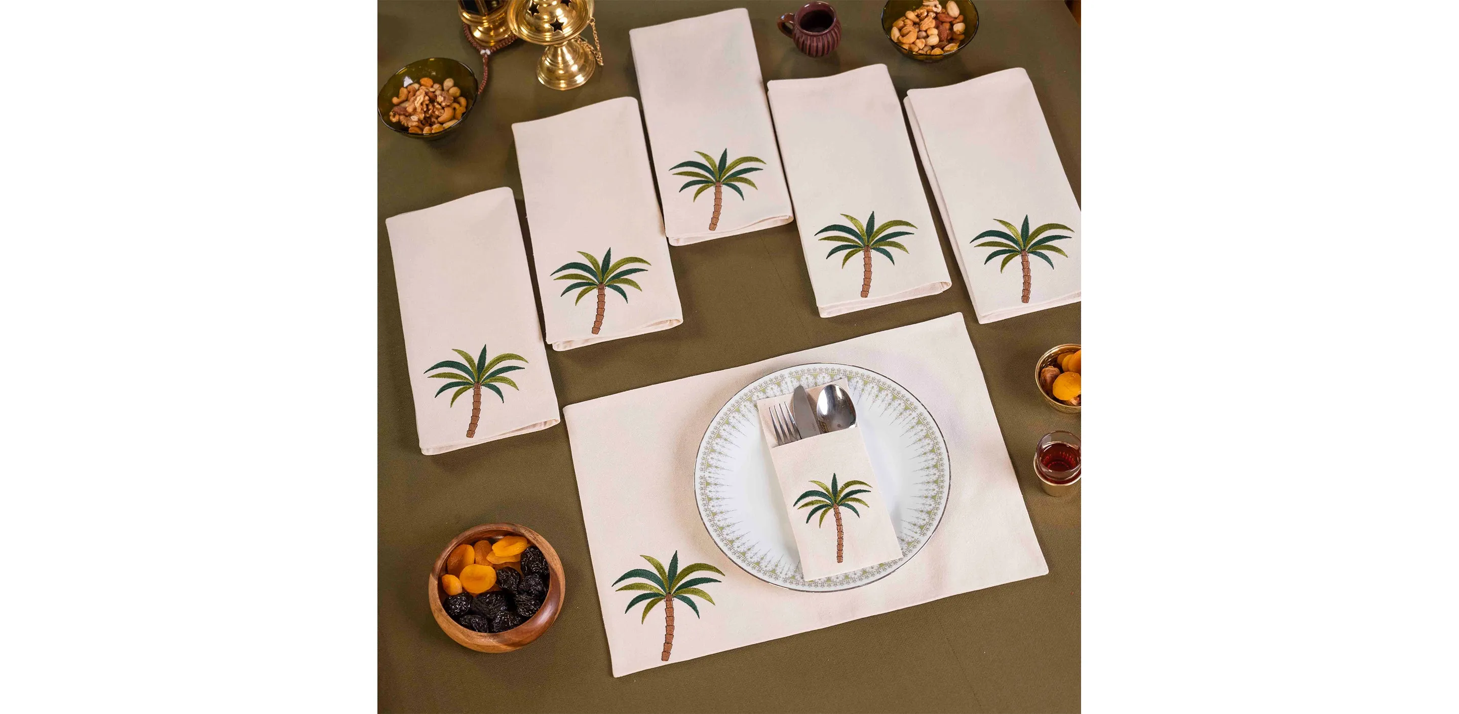 Tropical Palm Placemat Set