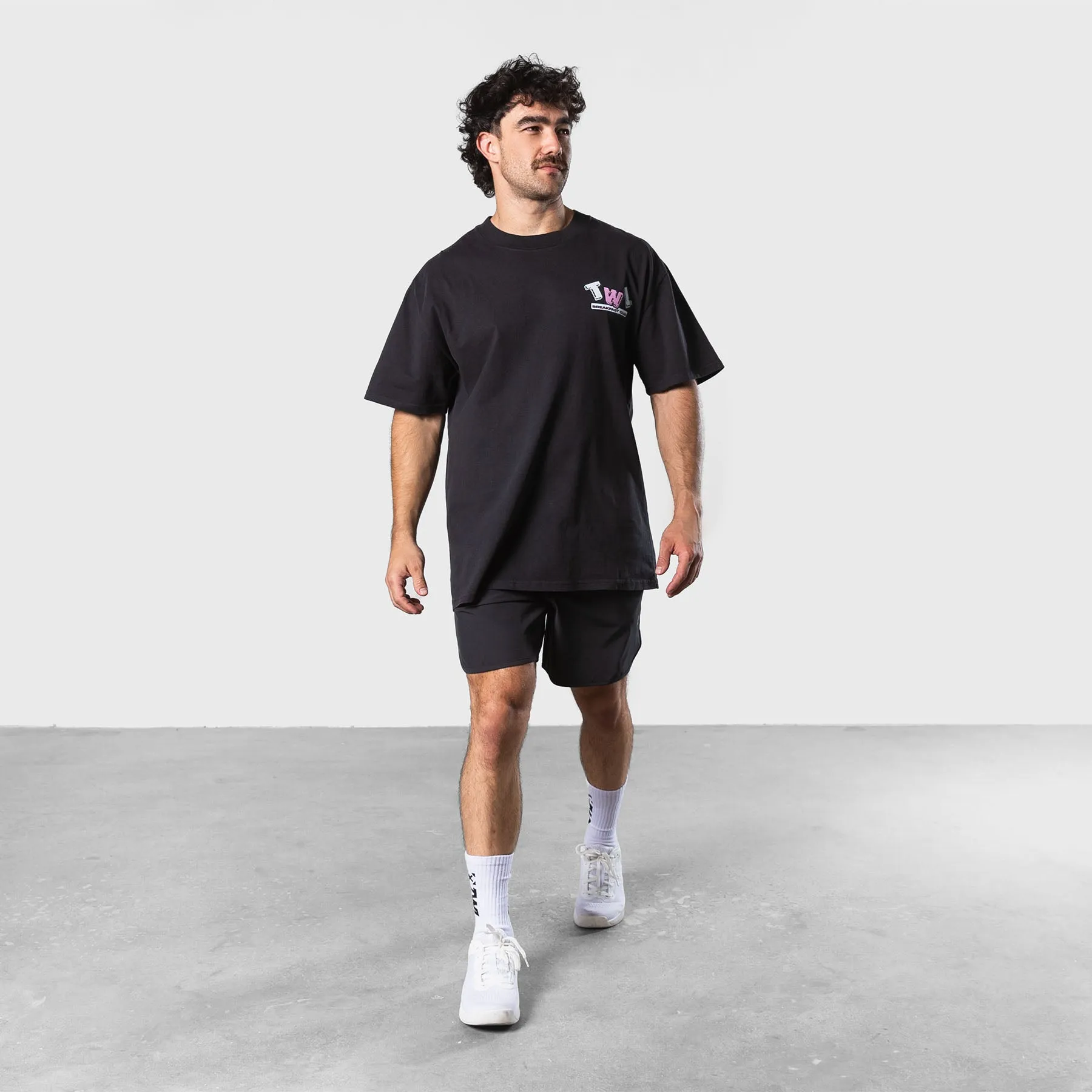TWL - LIFESTYLE OVERSIZED T-SHIRT - MUSCLE MUNCH - WASHED BLACK